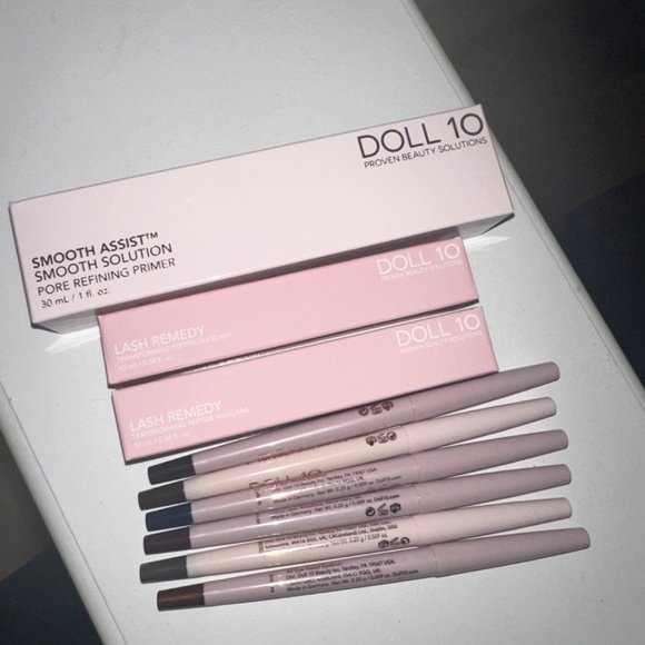 Doll 10 Beauty Make Up - Picture 2 of 4